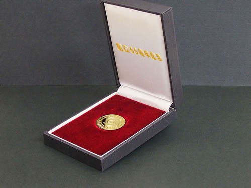 オリジナルコイン作成・オリジナルメダル作成・コイン用 レザー調ケース 箔押しイメージ